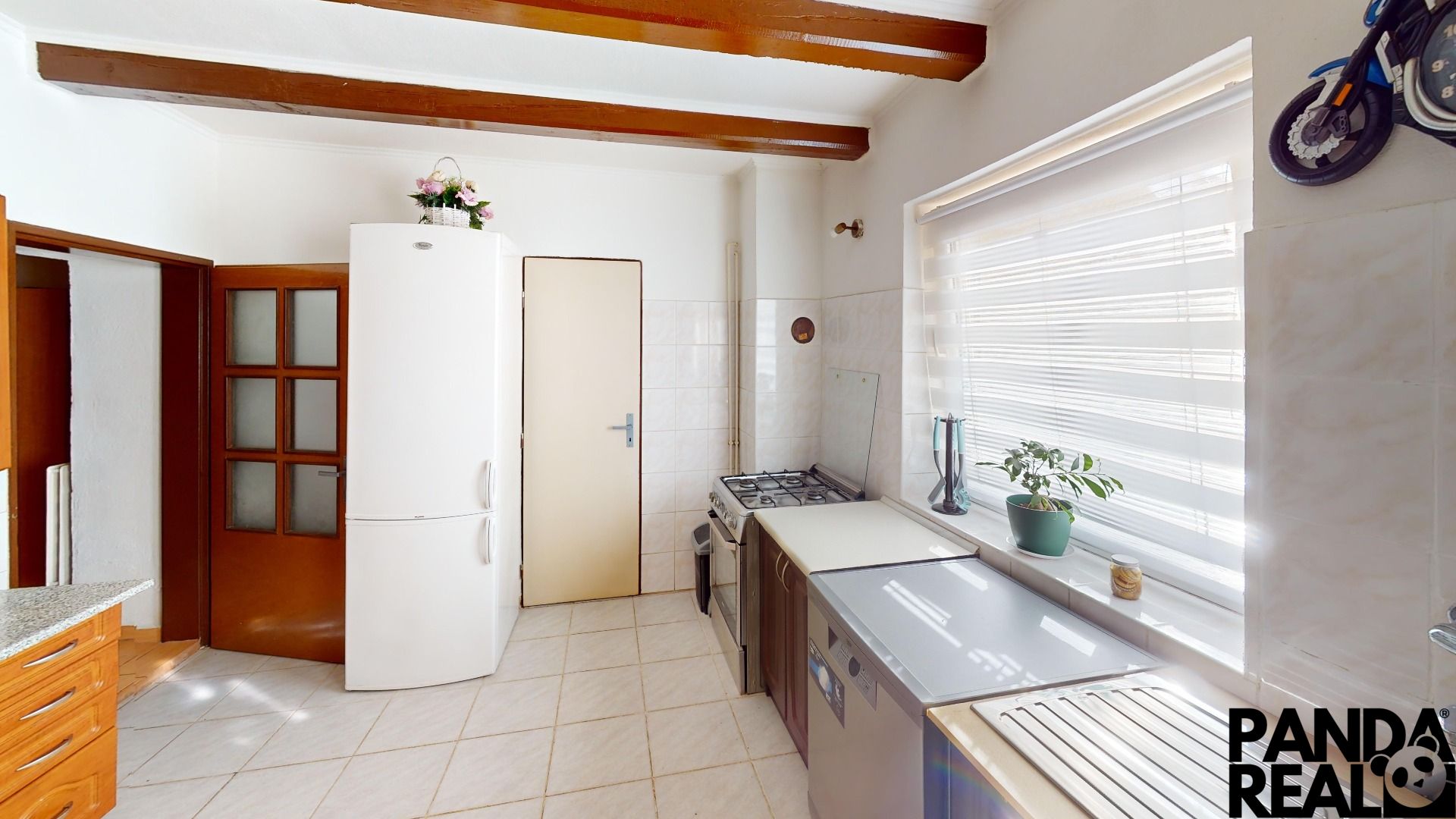 Tvrdomestice-Husti-Kitchen.jpg