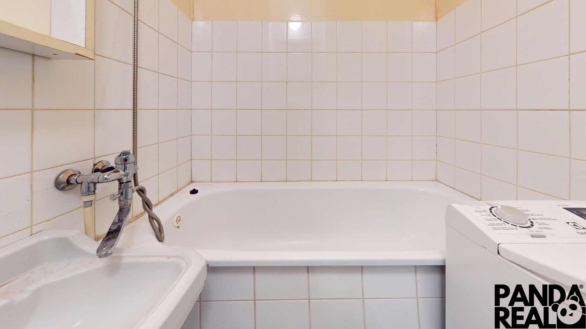 Bernolakova-2-izbbyt-Bathroom.jpg